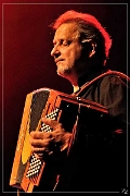 70832-cr2 Joel Favreau -Salut Brassens- 2014-12-06 (Zz) (p)